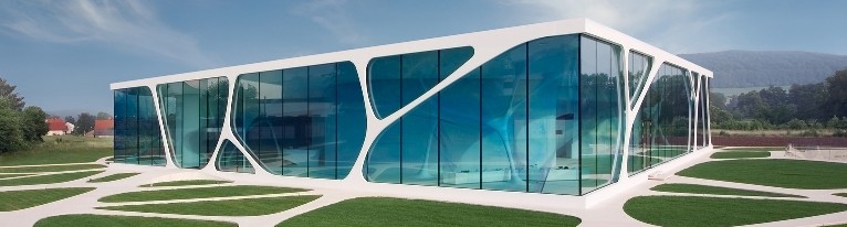 Leonardo glass house