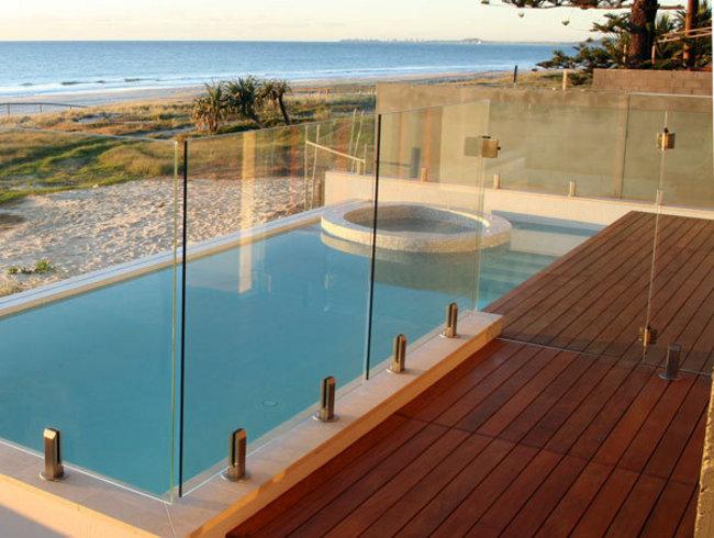 Pool glass installation